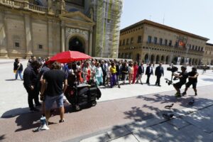 Salida de misa de doce del Pilar - rodaje