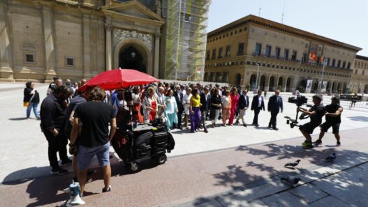 Salida de misa de doce del Pilar - rodaje